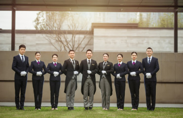 東原物業(yè) 向前一步，以“東原式幸?！遍_(kāi)啟市場(chǎng)化服務(wù)新篇章